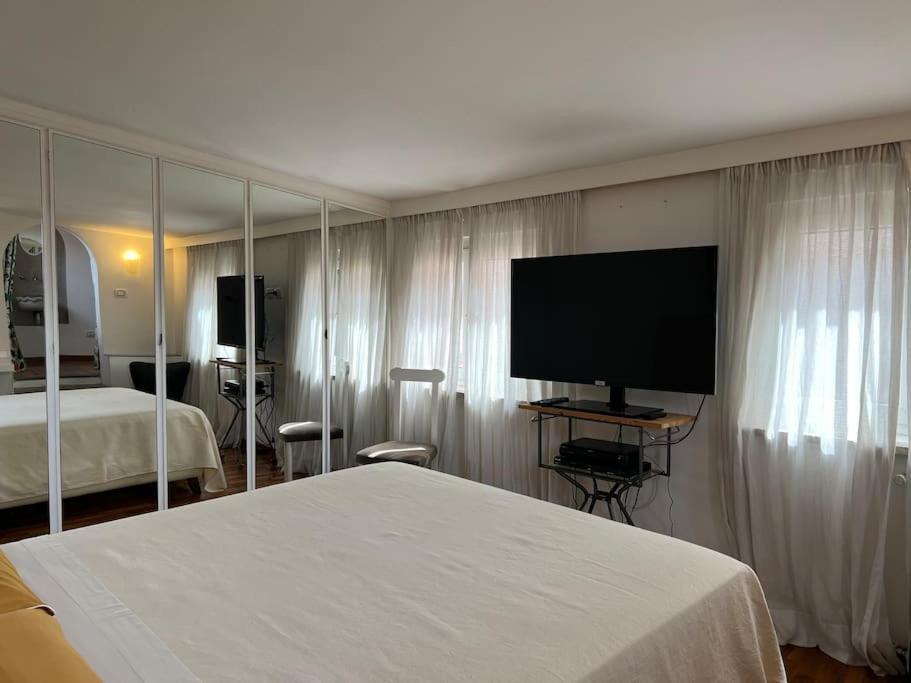 Giglio Penthouse And Terrace Apartman Róma Kültér fotó